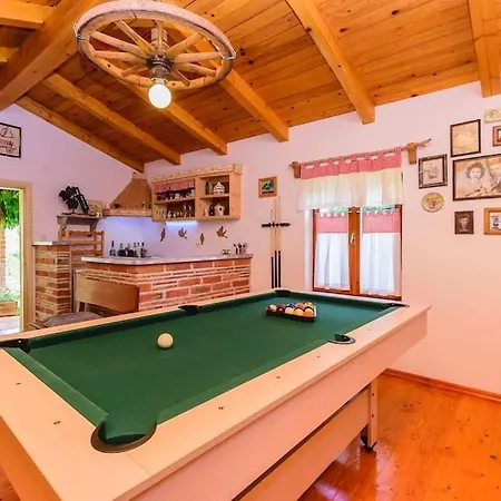 Loreta By Istrialux Villa