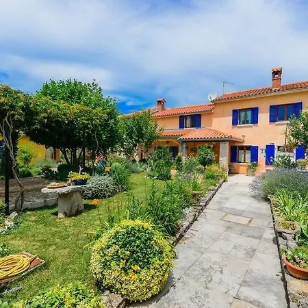 Loreta By Istrialux Cabrunici