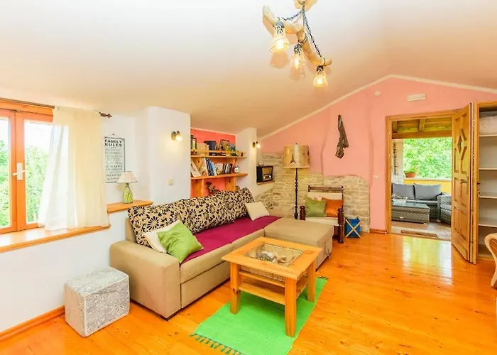 Loreta By Istrialux Βίλα