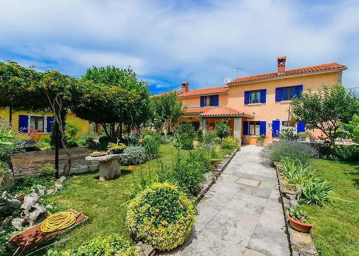 Loreta By Istrialux Cabrunici